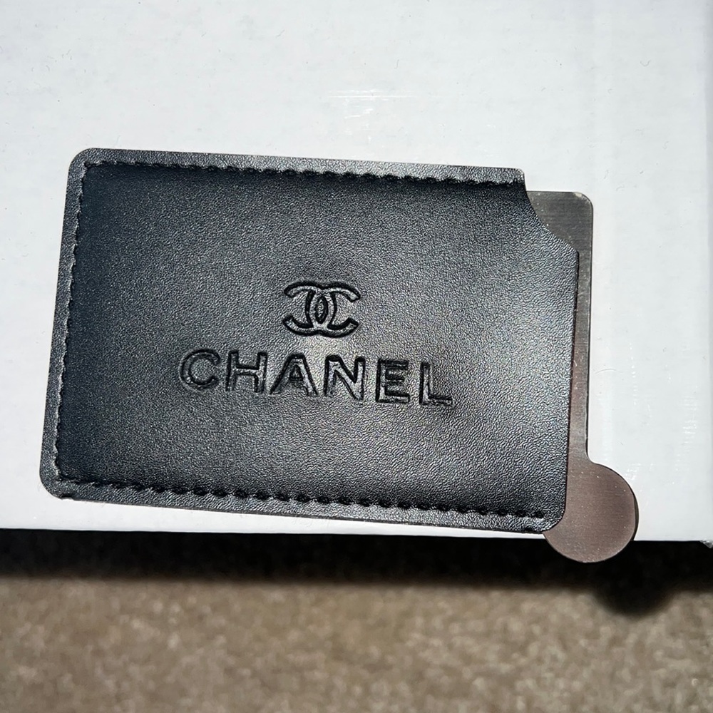 CHANEL ID holder